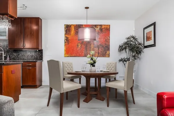 $10,000 | 1173 East Alejo Road, Palm Springs, CA 92262