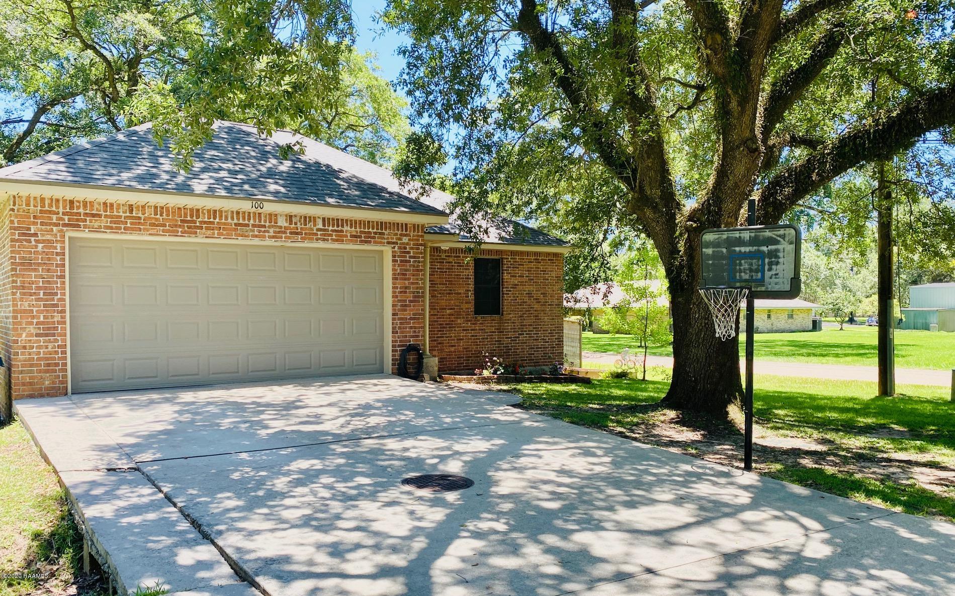 100 Attakapas Road Lafayette, LA 70501 - Photo 1 of 25 100 Attakapas Road