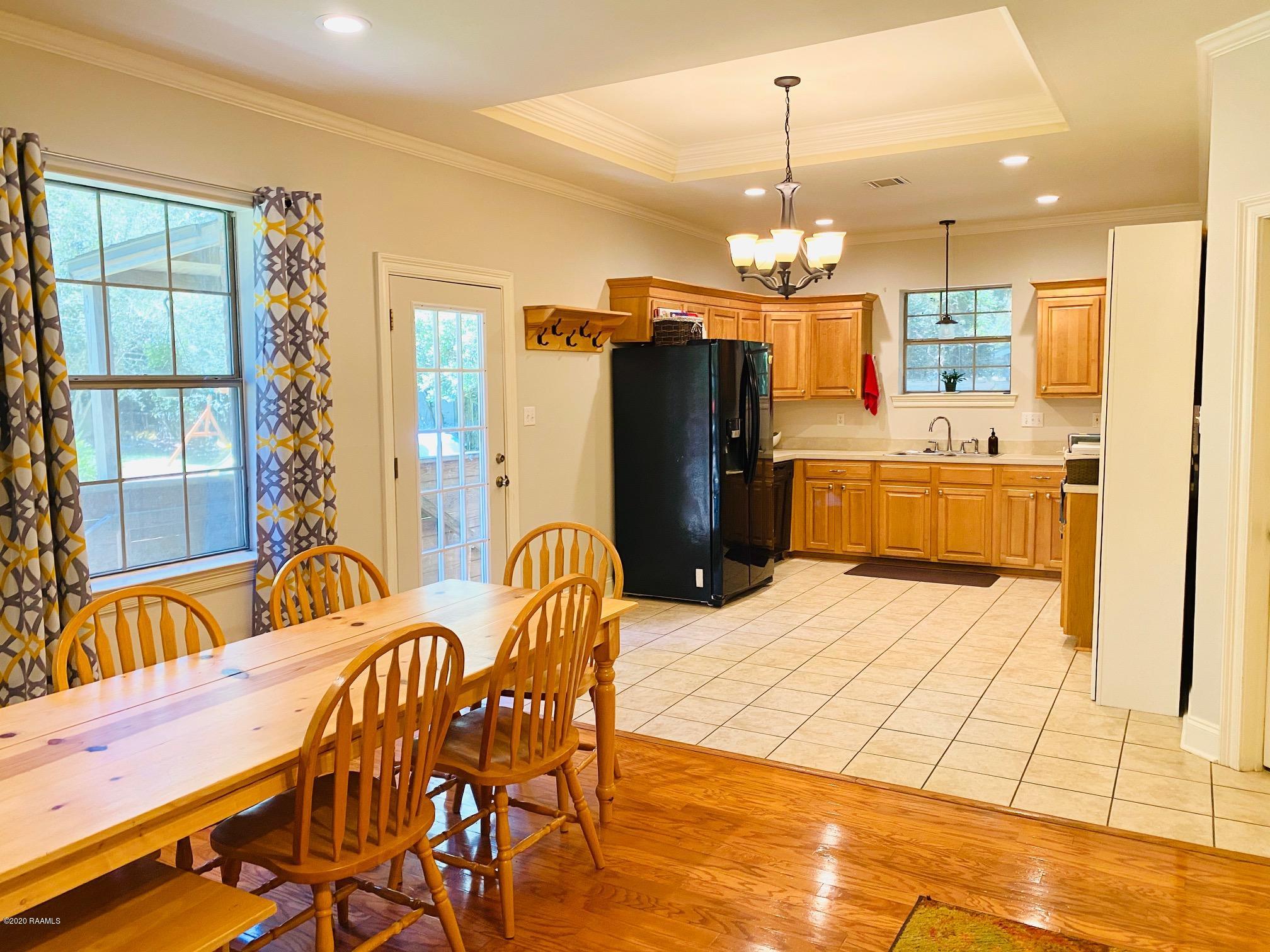 100 Attakapas Road Lafayette, LA 70501 - Photo 8 of 25 Open to Kitchen