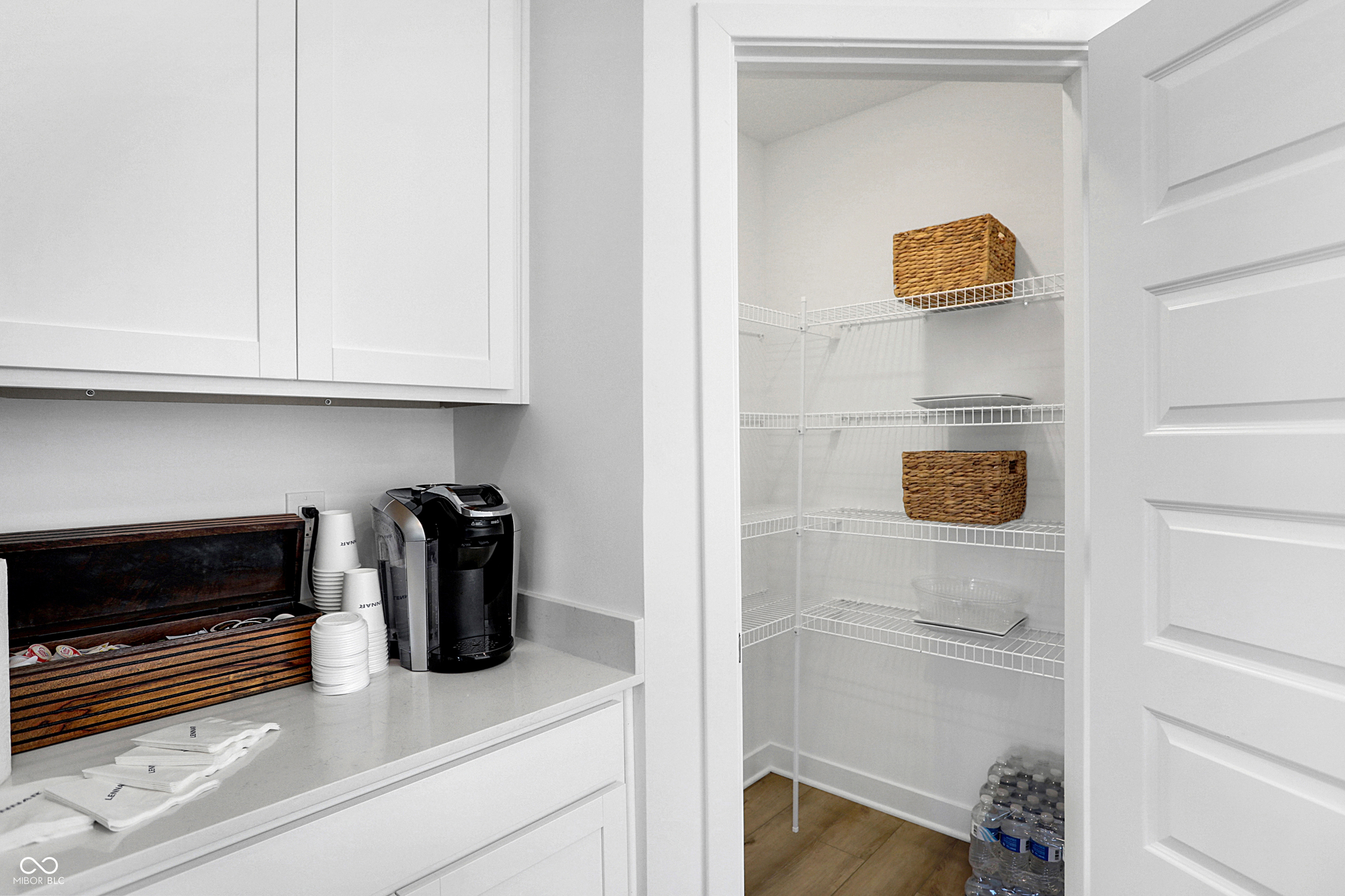 15411 Alperton Road Fishers, IN 46037 - Photo 14 of 56