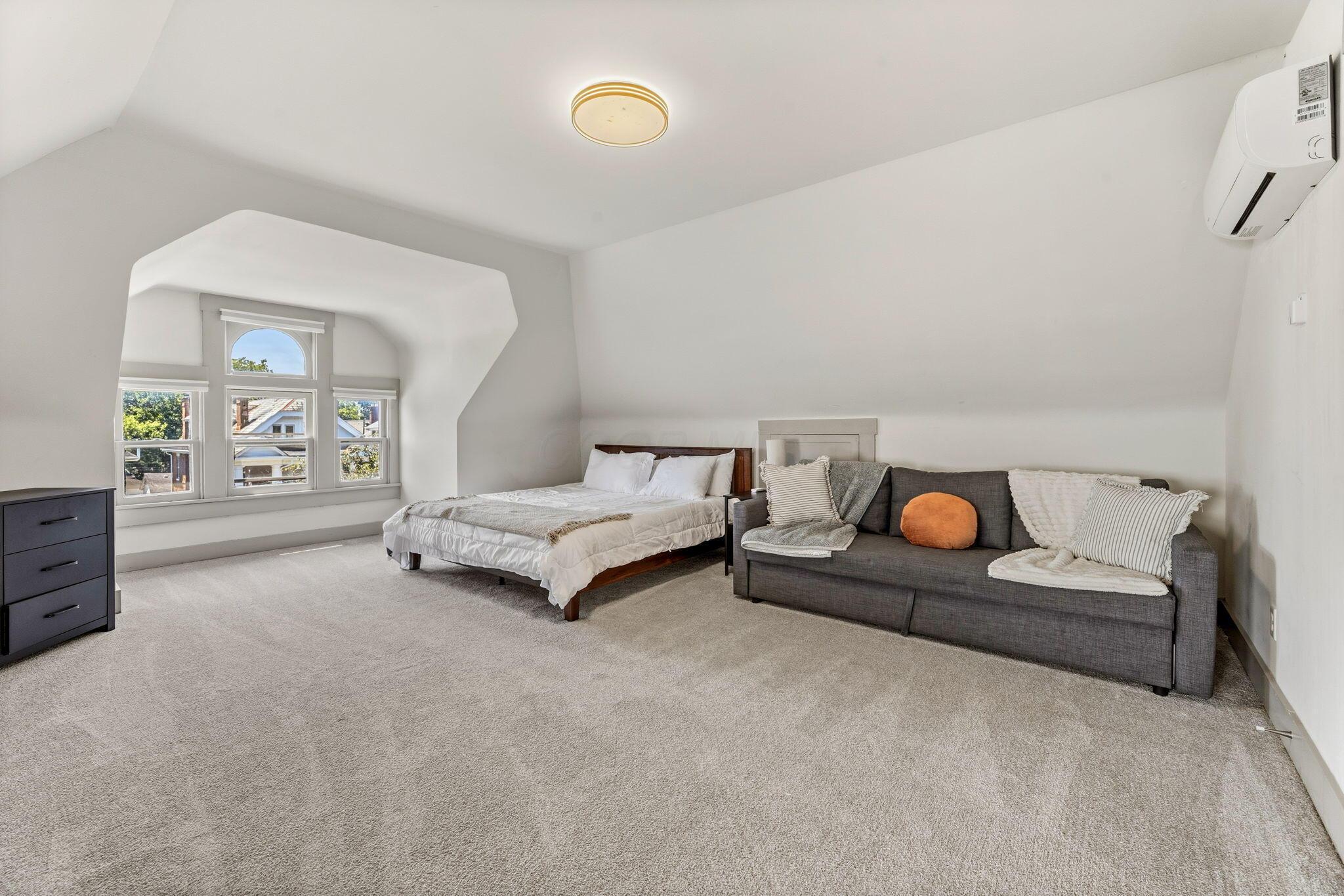 1698 Bryden Road Columbus, OH 43205 - Photo 31 of 43 3rd Floor Flex Space