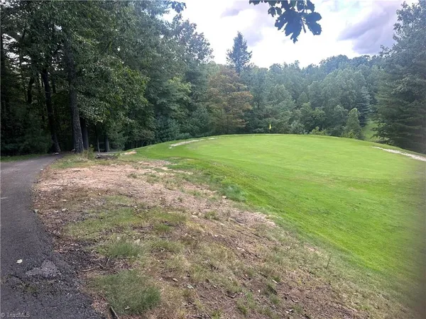 $45,500 | 140 Viewpoint Drive, Traphill, NC 28685