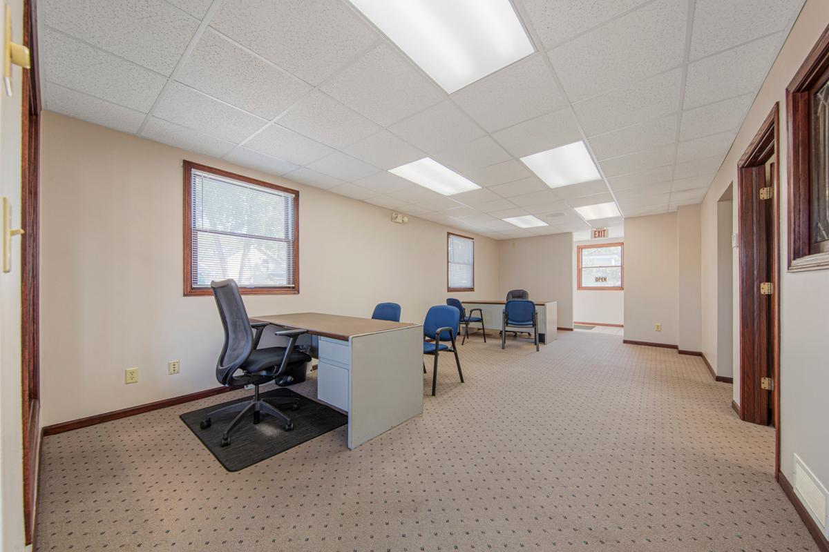 511 4th Street Northwest Faribault, MN 55021 - Photo 16 of 55