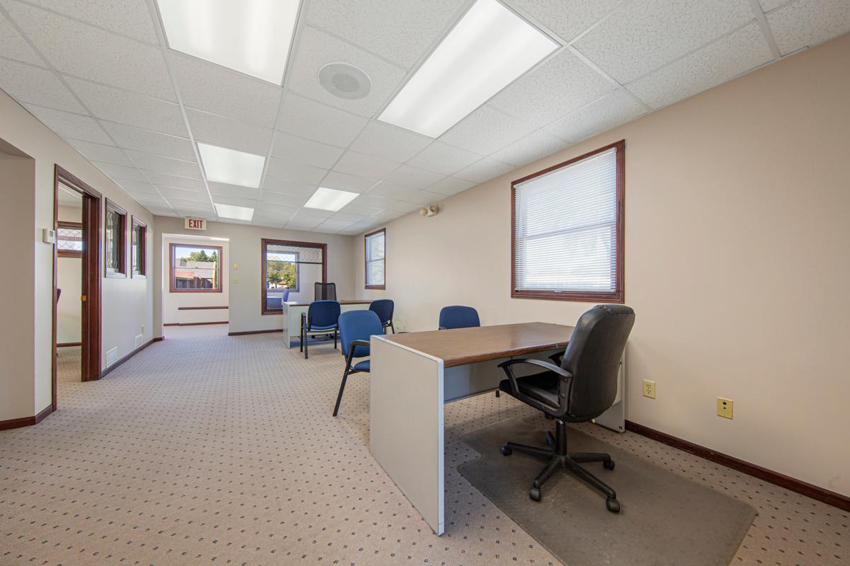 511 4th Street Northwest Faribault, MN 55021 - Photo 18 of 55