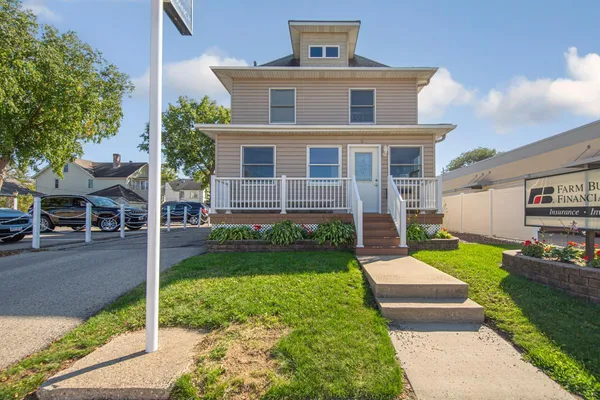 $349,900 | 511 4th Street Northwest, Faribault, MN 55021
