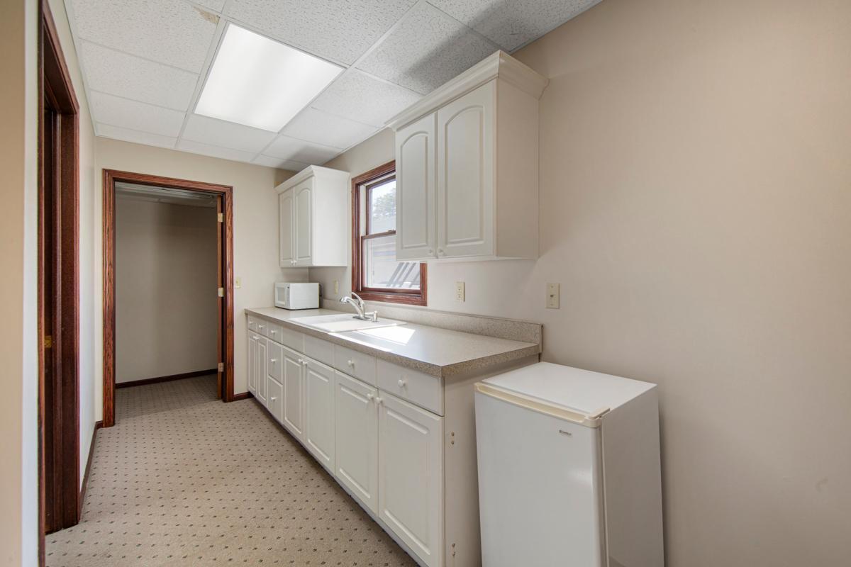 511 4th Street Northwest Faribault, MN 55021 - Photo 21 of 55