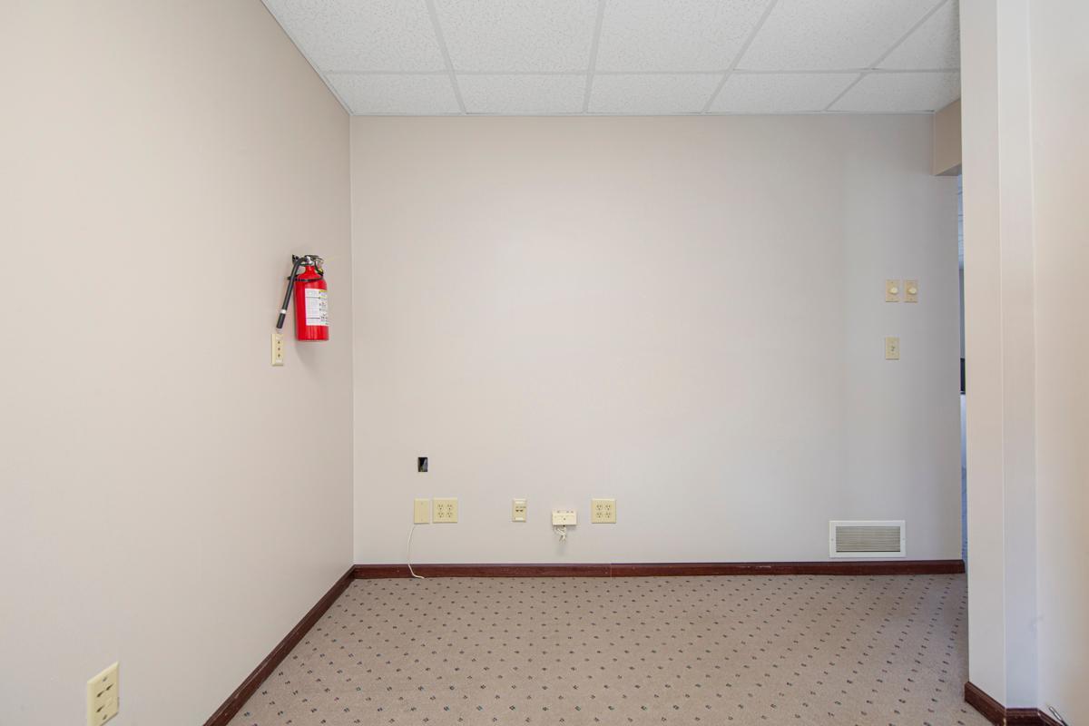 511 4th Street Northwest Faribault, MN 55021 - Photo 26 of 55