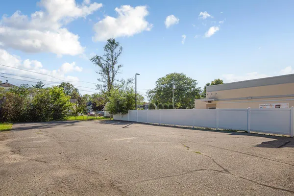 $349,900 | 511 4th Street Northwest, Faribault, MN 55021