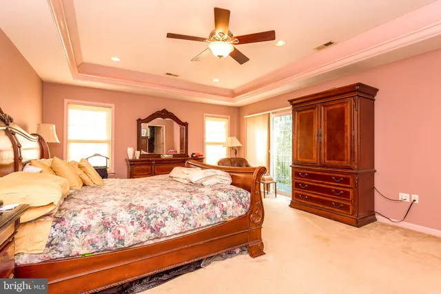 $699,900 | 3383 Greenwood Drive, Hellertown, PA 18055