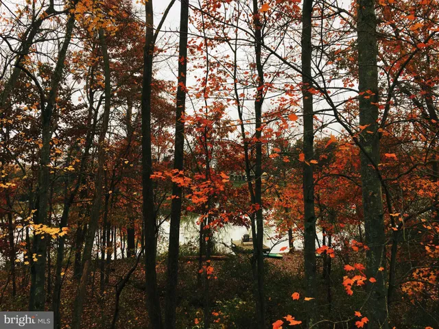 $699,900 | 3383 Greenwood Drive, Hellertown, PA 18055