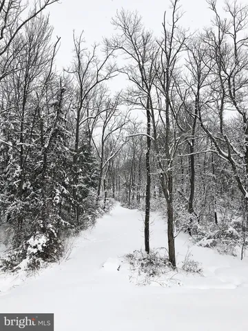 $699,900 | 3383 Greenwood Drive, Hellertown, PA 18055