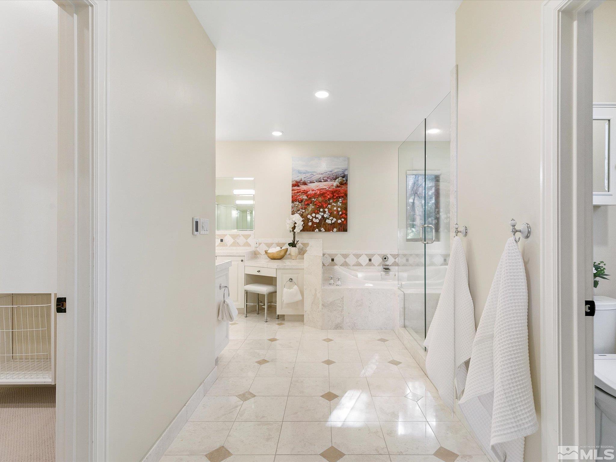 100 Sawbuck Road Reno, NV 89519 - Photo 22 of 40 a very nice looking room with a large window