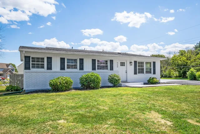 $379,900 | 560 Massanutten View Drive, Penn Laird, VA 22846