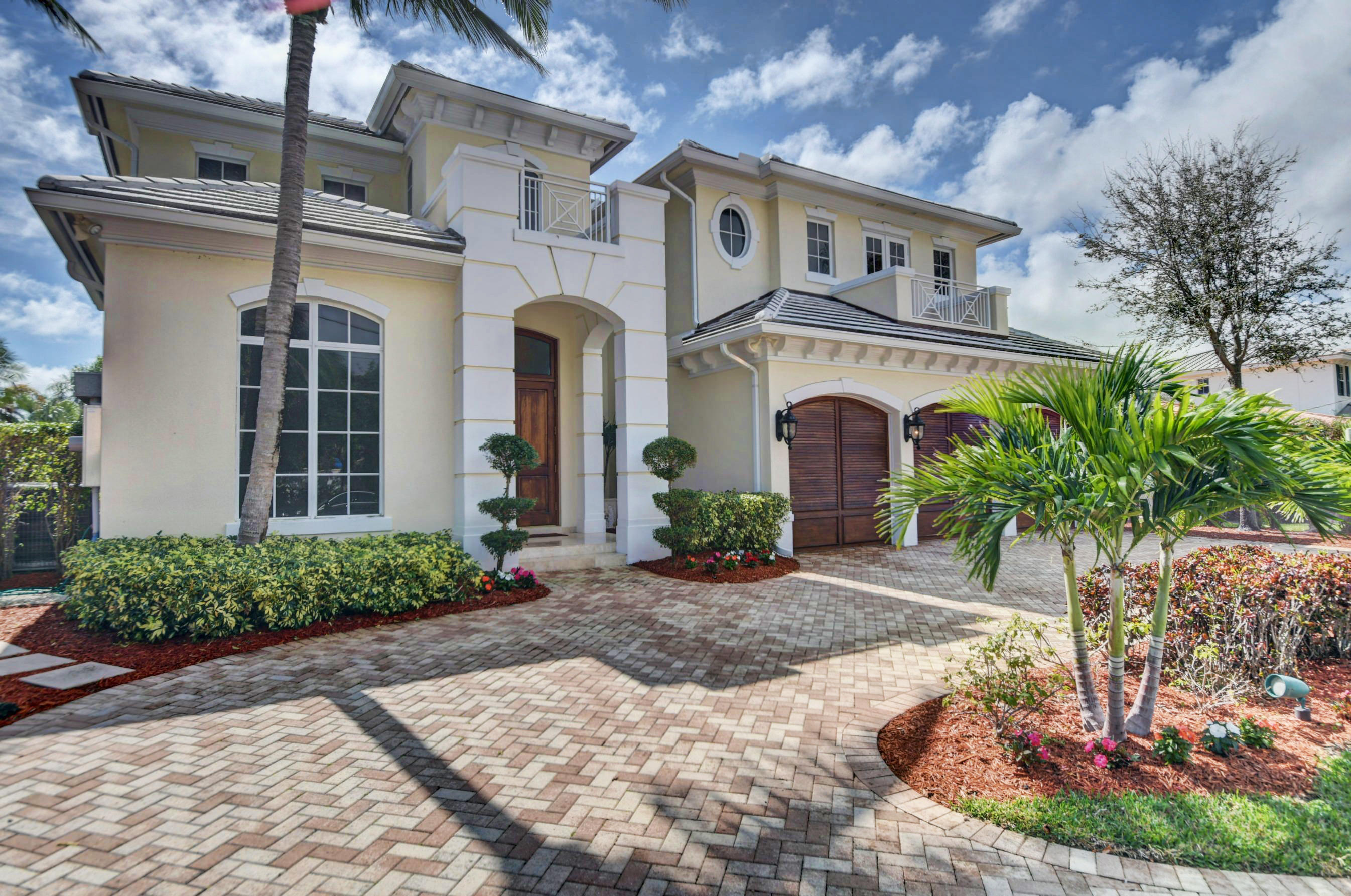 838 Northeast Bay Cove Street Boca Raton, FL 33487 - Photo 2 of 81 DSC_8764_5_6_7_8