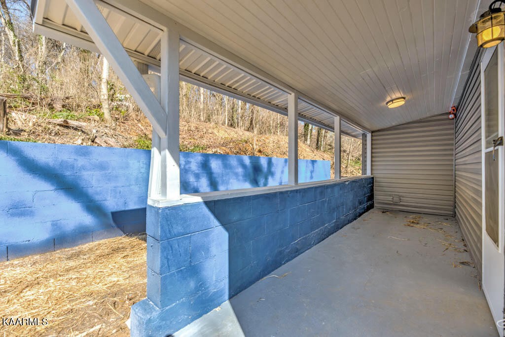 900 Beaman Lake Road Knoxville, TN 37914 - Photo 3 of 21 Gallery Image 3