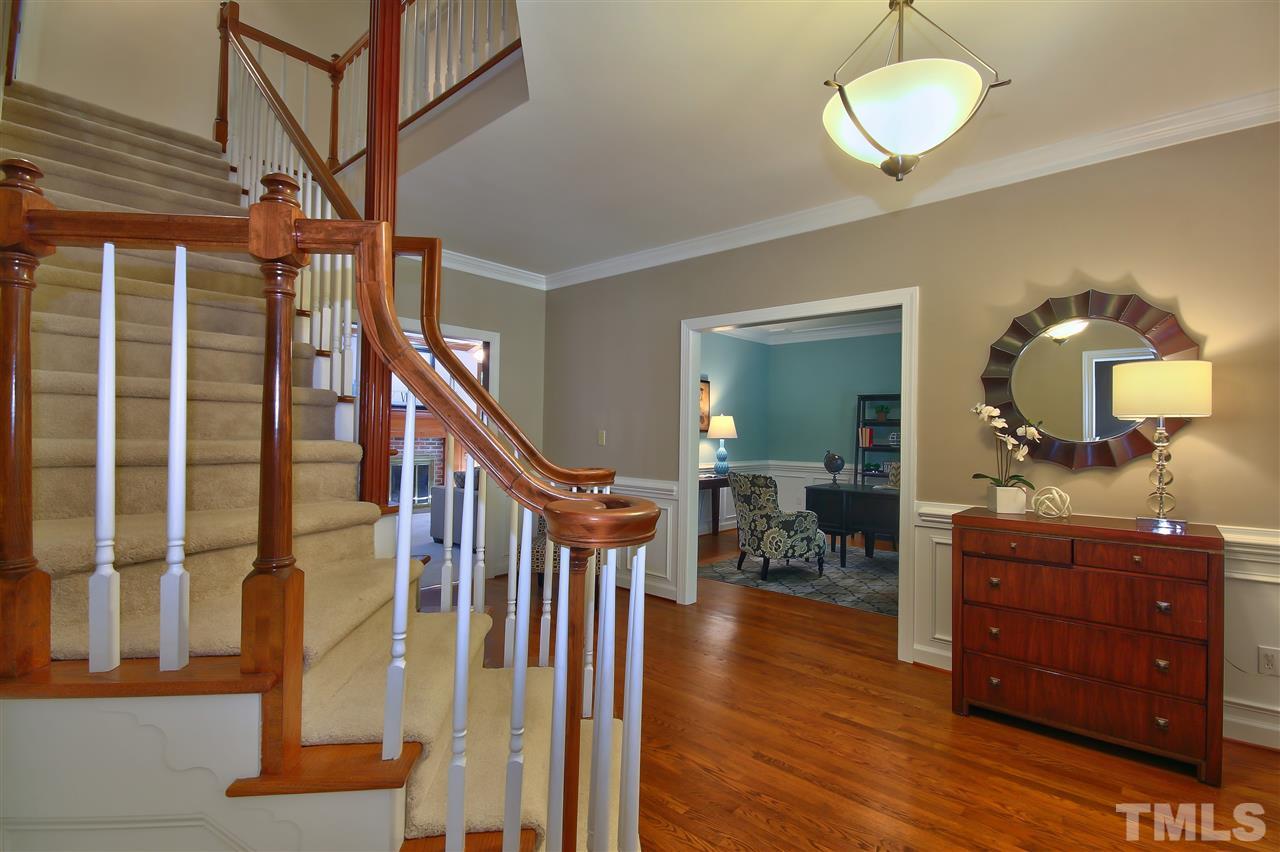 6108 Fetlock Drive Raleigh, NC 27613 - Photo 2 of 25 a view of a interior of house