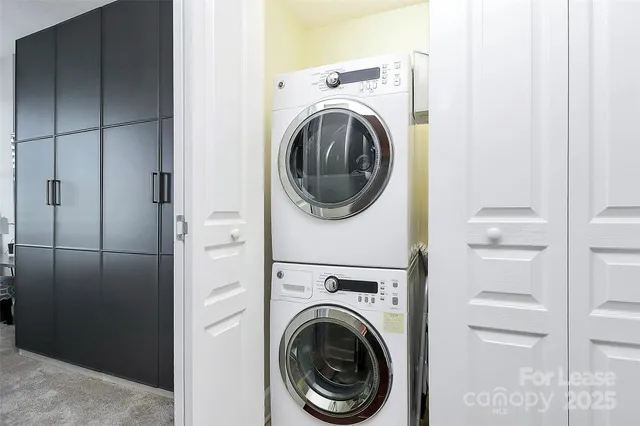 $3,000 | 1315 East Boulevard, Unit 612, Charlotte, NC 28203