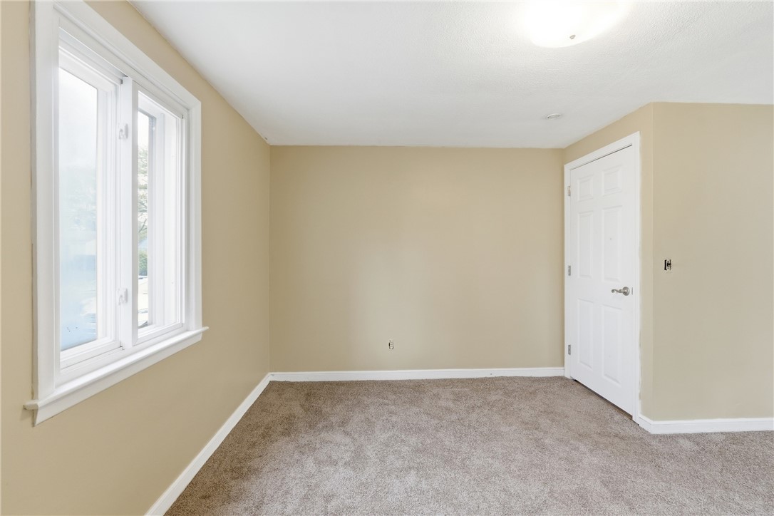99 Potomac Road Warwick, RI 02888 - Photo 10 of 32 Gallery Image 10