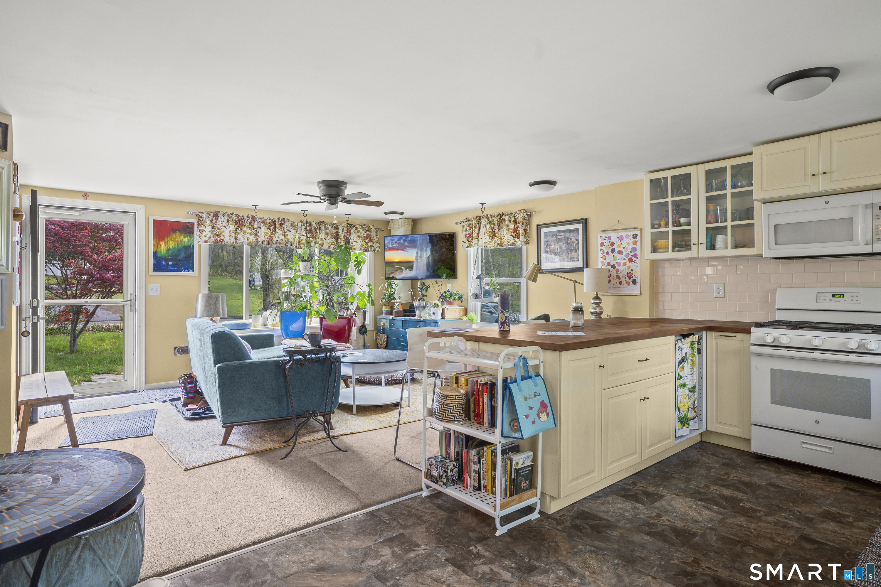 239 Haley Road Ledyard, CT 06339 - Photo 5 of 40