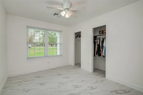 $575,000 | 25910 Maplewood Drive, Spring, TX 77386