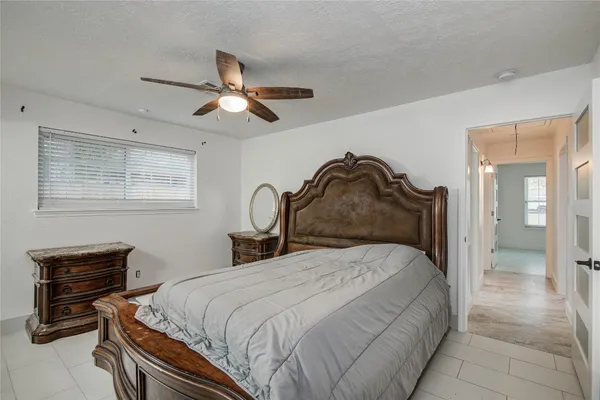 $575,000 | 25910 Maplewood Drive, Spring, TX 77386