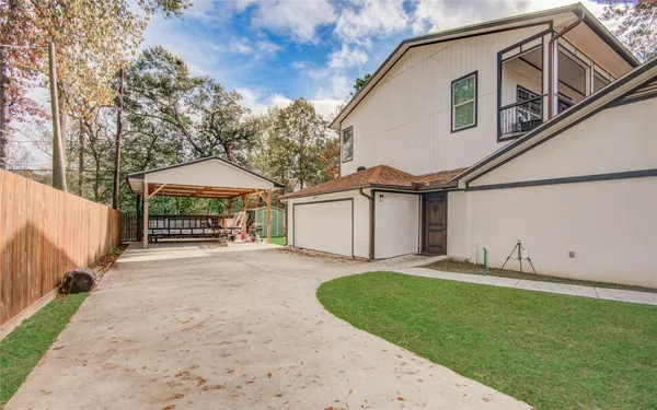 $575,000 | 25910 Maplewood Drive, Spring, TX 77386