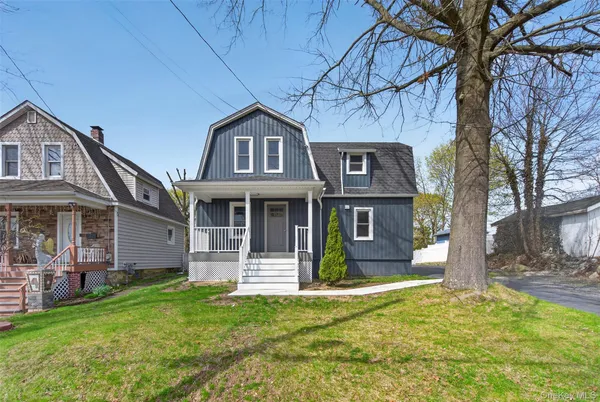 $3,200 | 62 Poplar Street, Newburgh, NY 12550