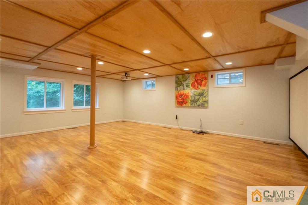 94 Oxford Road Colonia, NJ 07067 - Photo 24 of 27 a view of a garage