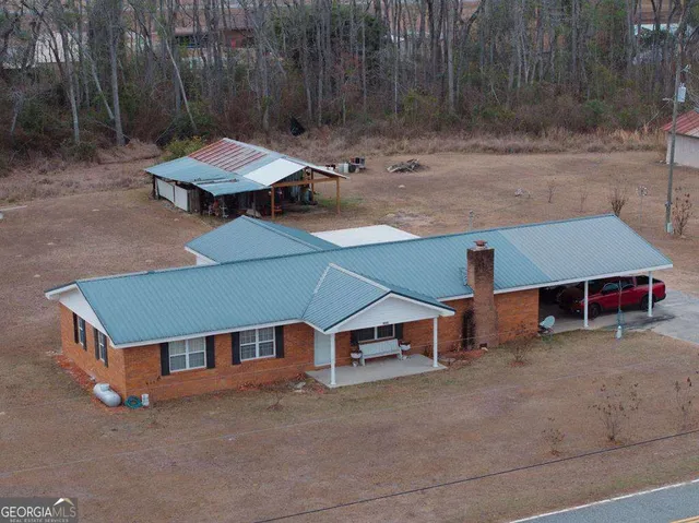 $249,900 | 898 Sycamore Lane, Baxley, GA 31513