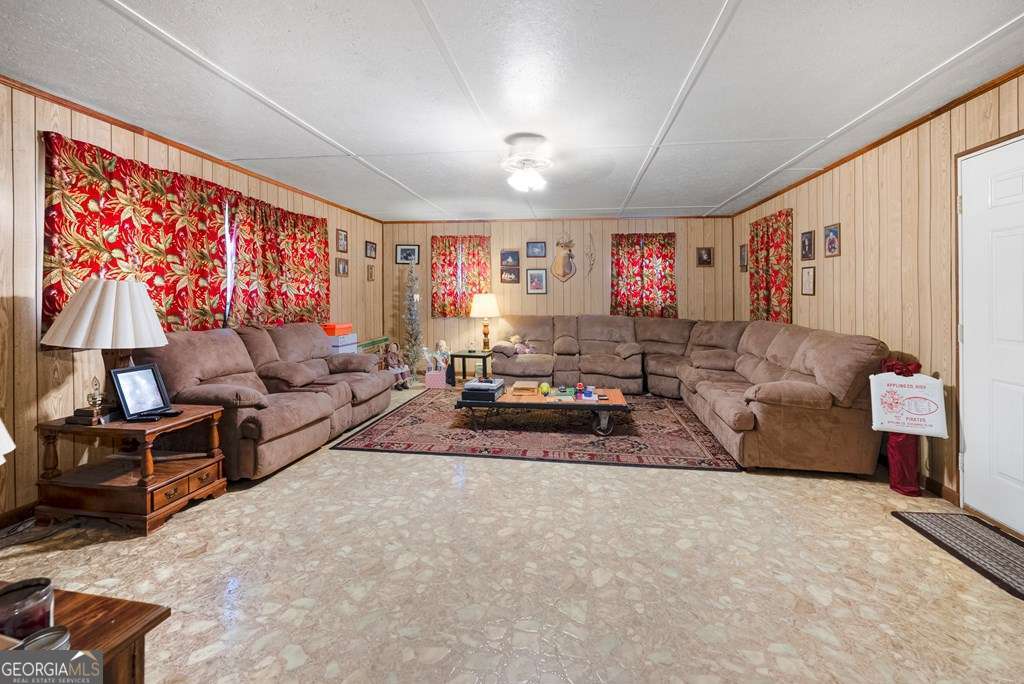 898 Sycamore Lane Baxley, GA 31513 - Photo 9 of 20