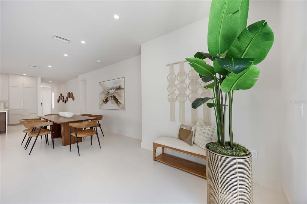 2596 Floyd Street Sarasota, FL 34239 - Photo 23 of 84