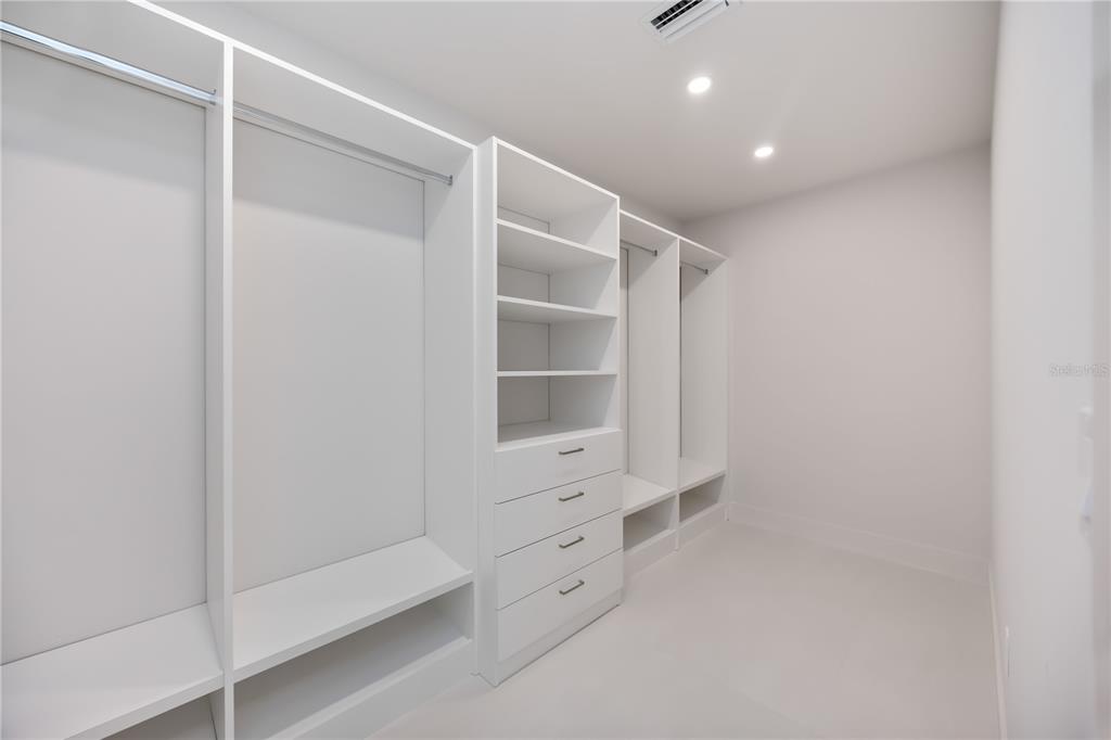 2596 Floyd Street Sarasota, FL 34239 - Photo 42 of 84