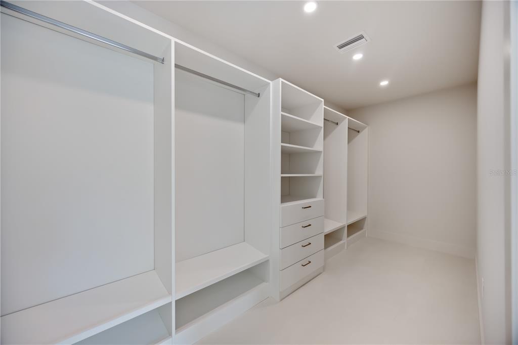 2596 Floyd Street Sarasota, FL 34239 - Photo 48 of 84