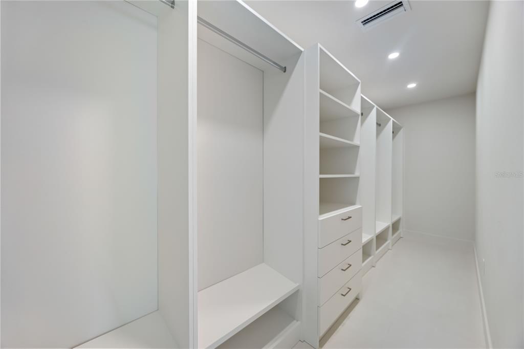 2596 Floyd Street Sarasota, FL 34239 - Photo 60 of 84