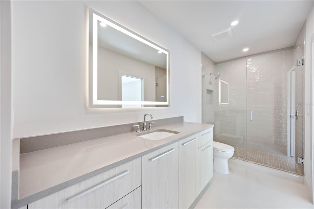 2596 Floyd Street Sarasota, FL 34239 - Photo 65 of 84