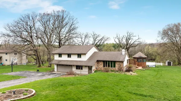 $399,900 | 8604 Carradale Drive, Caledonia, IL 61011