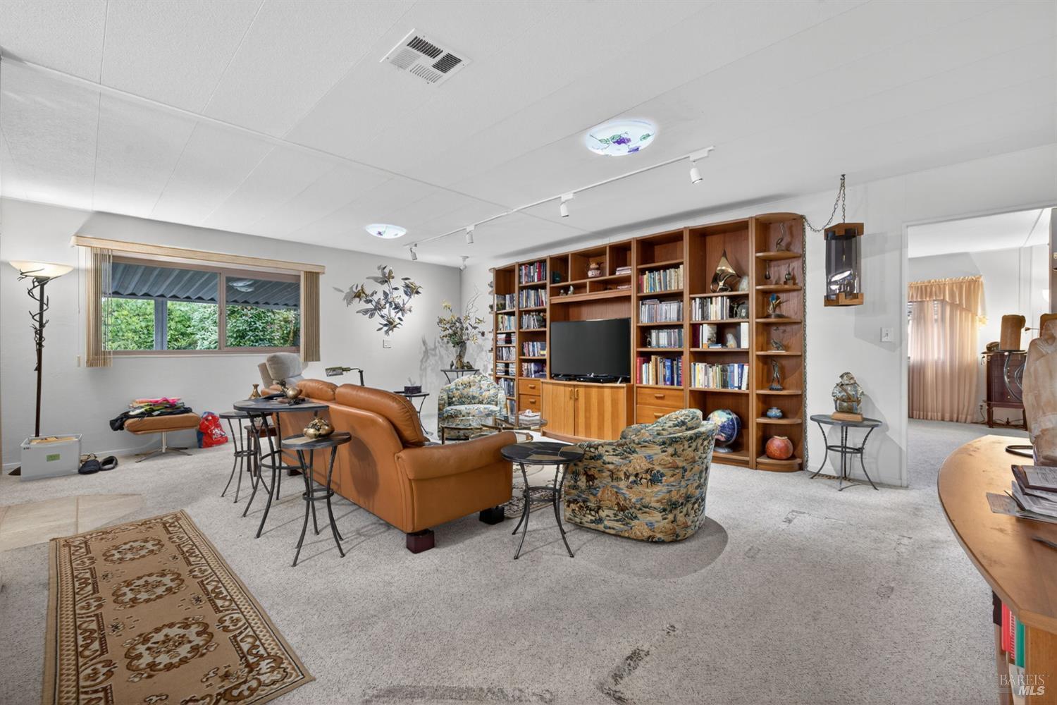 395 Circula La Cruz Rohnert Park, CA 94928 - Photo 17 of 41