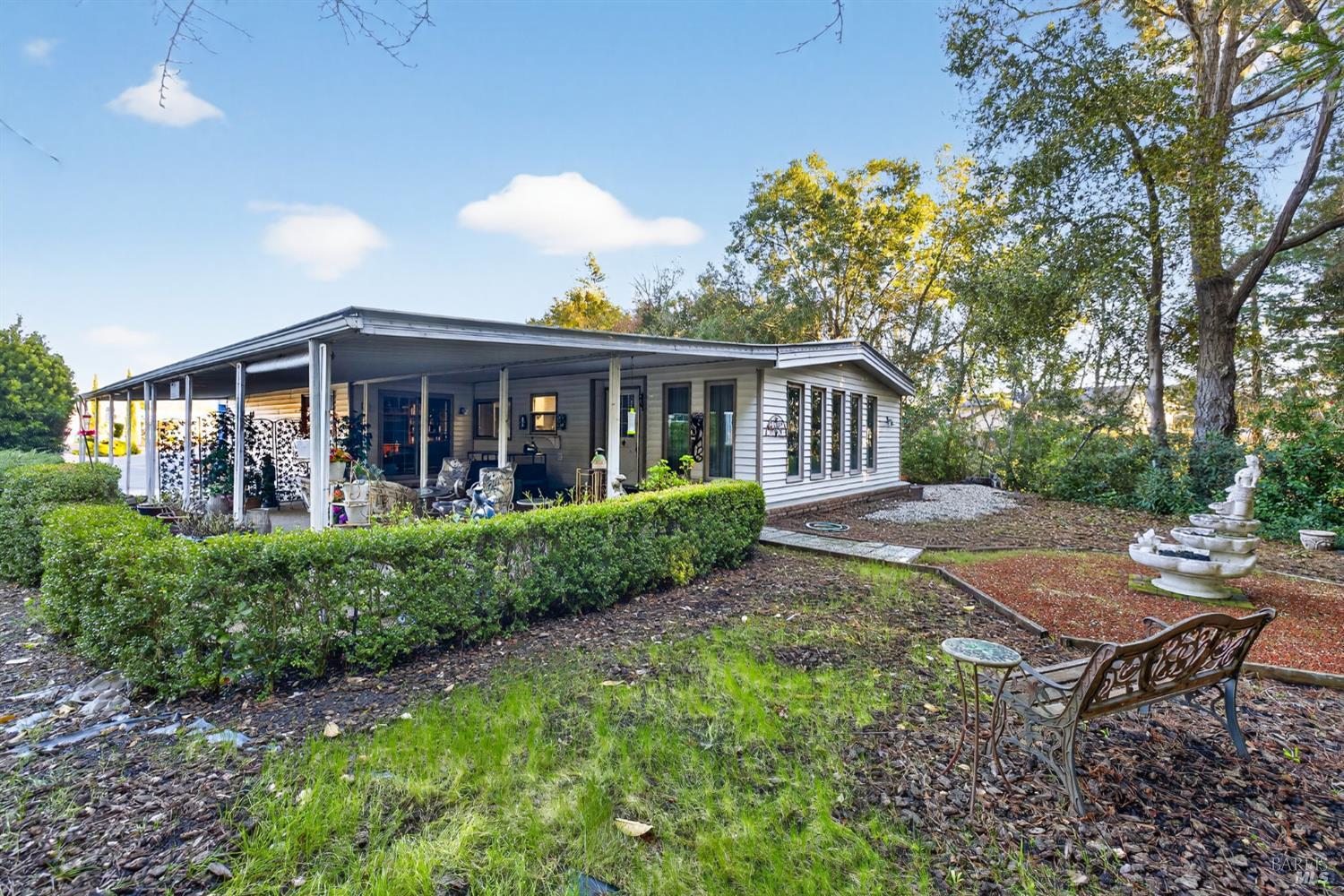 395 Circula La Cruz Rohnert Park, CA 94928 - Photo 2 of 41 Front and large lot