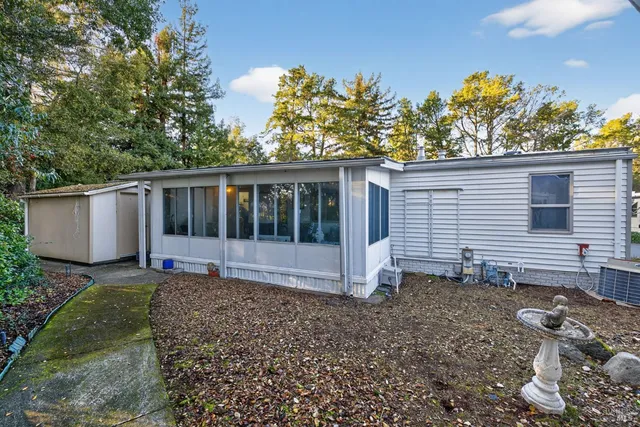 $325,000 | 395 Circula La Cruz, Rohnert Park, CA 94928