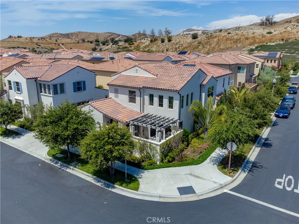 137 Falcon Ridge Irvine, CA 92618 - Photo 1 of 37 Gallery Image 1