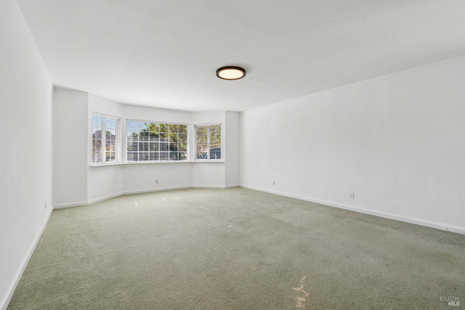 546 Pinewood Drive San Rafael, CA 94903 - Photo 18 of 52 an empty room with a window