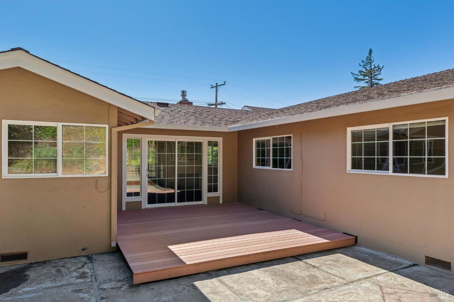 546 Pinewood Drive San Rafael, CA 94903 - Photo 44 of 52 a front view of a house with a yard