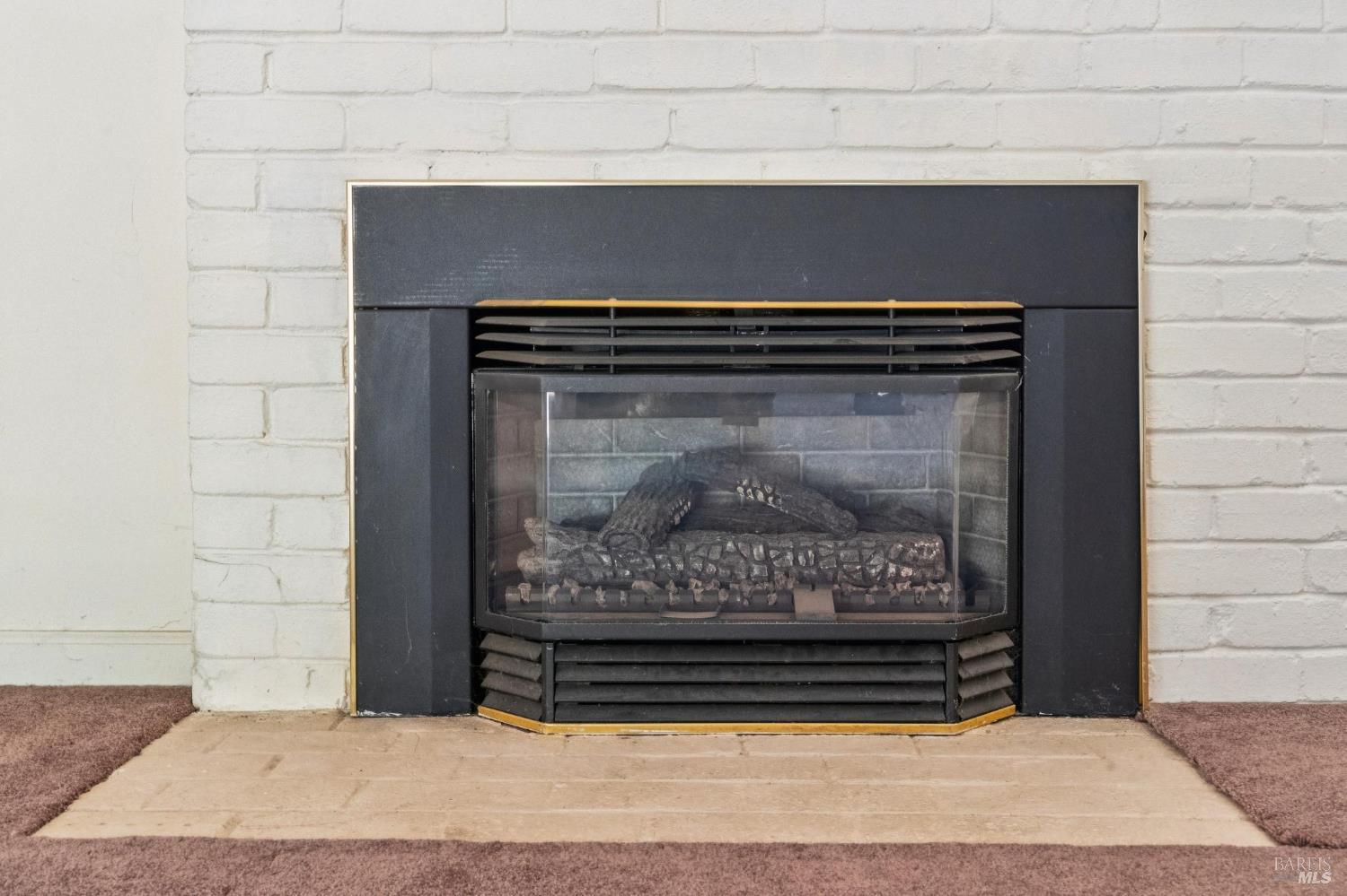 546 Pinewood Drive San Rafael, CA 94903 - Photo 9 of 52 a view of door