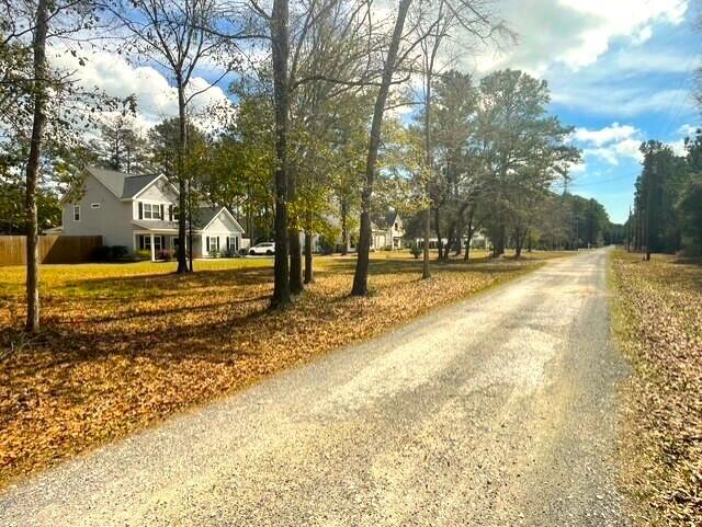 5565 Huckleberry Lane McClellanville, SC 29458 - Photo 2 of 5 81fa04c9-0016-422a-abab-1e2a97c96bc1