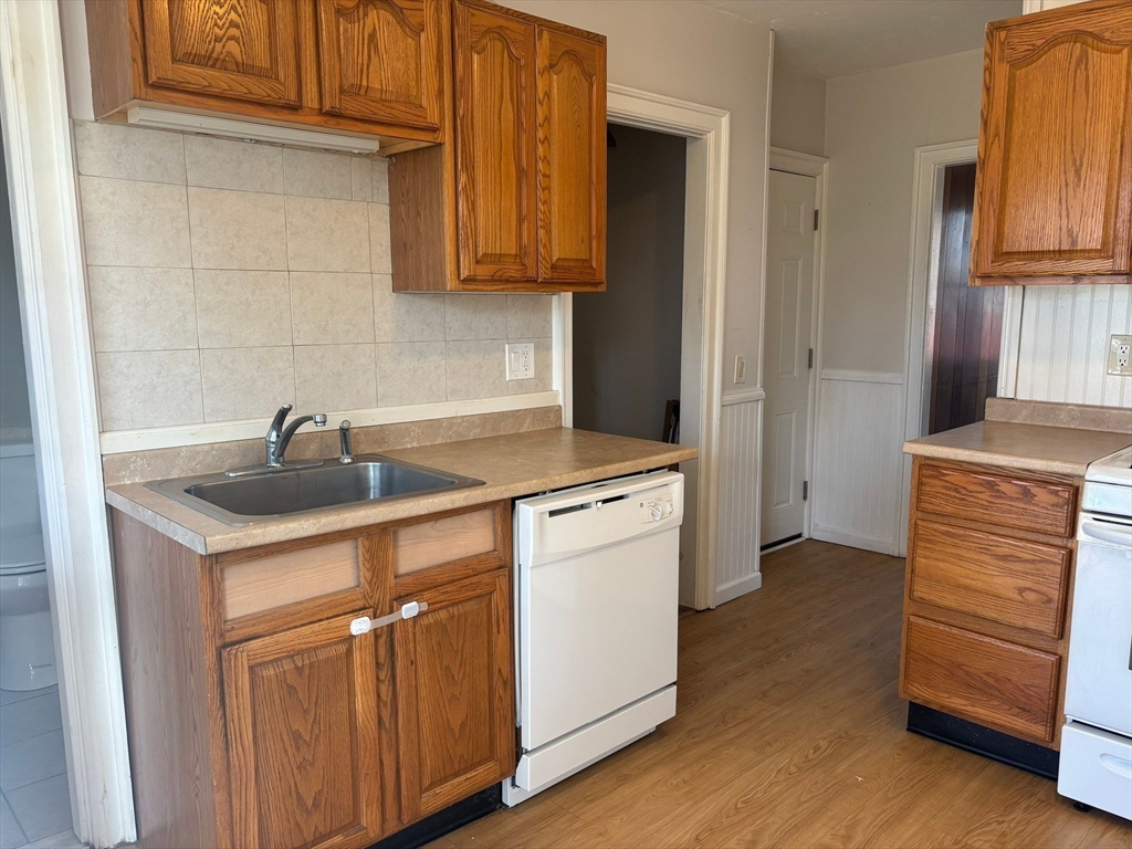 292 Providence Road, Unit D South Grafton, MA 01560 - Photo 6 of 24