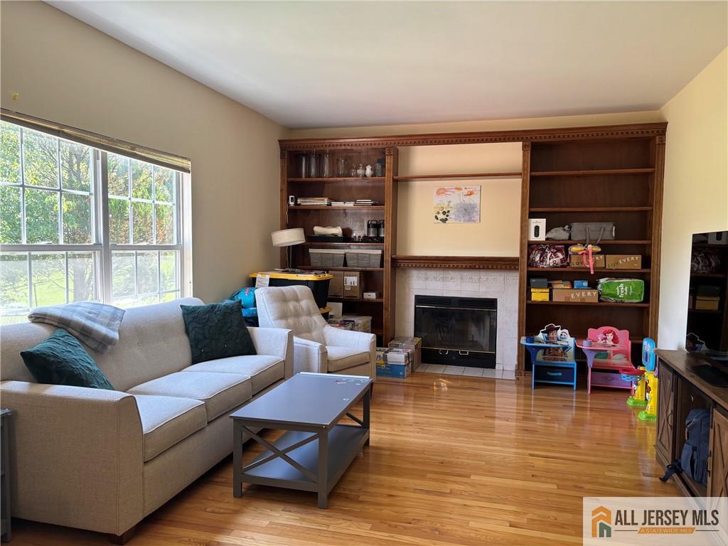 12 Colmart Way Bridgewater, NJ 08807 - Photo 5 of 16