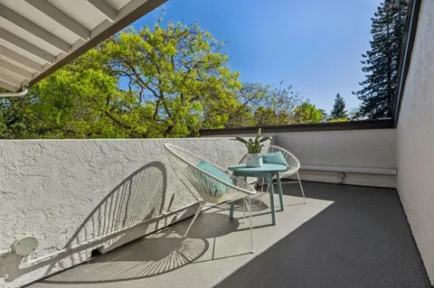 $2,250,000 | 2429 Sharon Oaks Drive, Menlo Park, CA 94025