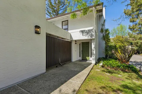 $2,250,000 | 2429 Sharon Oaks Drive, Menlo Park, CA 94025