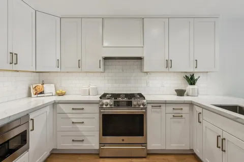 $2,250,000 | 2429 Sharon Oaks Drive, Menlo Park, CA 94025