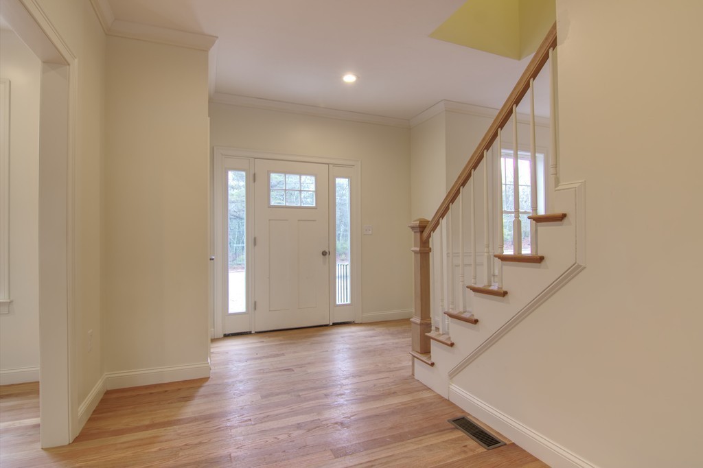 60 Foxboro Road Wrentham, MA 02093 - Photo 5 of 10 Gallery Image 5